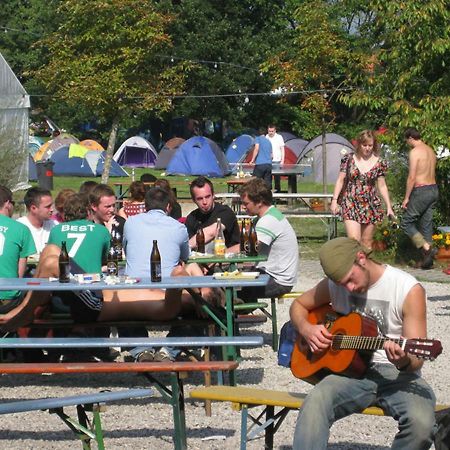 The Tent - Youth Only - Buchung Leider Nur Bis 30 Jahre Moglich! Monachium Zewnętrze zdjęcie
